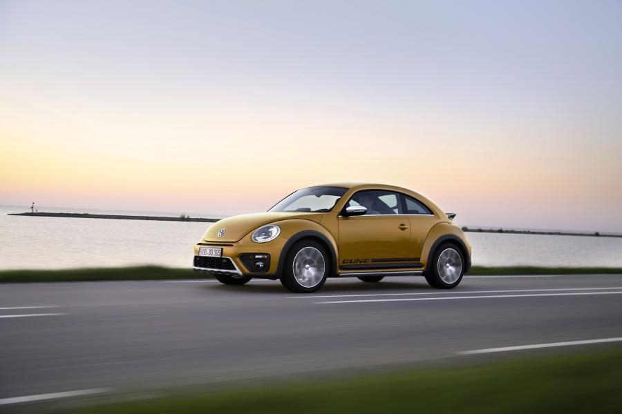  Volkswagen Beetle Dune 2016 года  (фото 7 из 18)